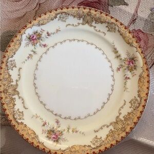Vintage Floral Dinner Plate with Gold Accents